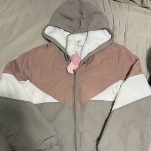 ATHLETIC COLLECTION BY 26 INTERNATIONAL WOMENS SIZE LARGE